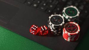 Online casinos vs brick and mortar land casinos